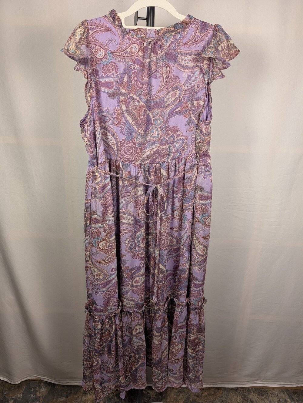 Land of the Free Lavender Paisley Boho Maxi Dress Size L Flutter Sleeve A-128 - Picture 2 of 16